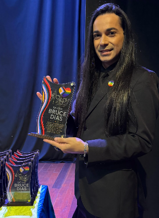 Retrato de PAULLO VICCTOR, presidente do Núcleo LGBTI+ de Araguari.